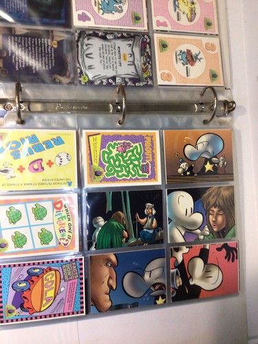 Vintage 1990s Goosebumps 3 Ring Binder With Trading Cards - Picture 8 of 15