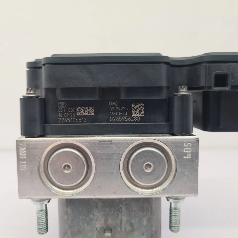 MERCEDES-BENZ CLASE A W176 2014-2018 A200D UNIDAD BOMBA ABS HIDRÁULICA A0004313700 Foto 4 de 4