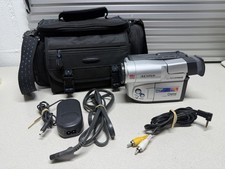 Samsung SCL901 Hi8 8mm Camcorder With Battery, Case And Charger- TESTED