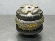 Support moteur Mercedes 208