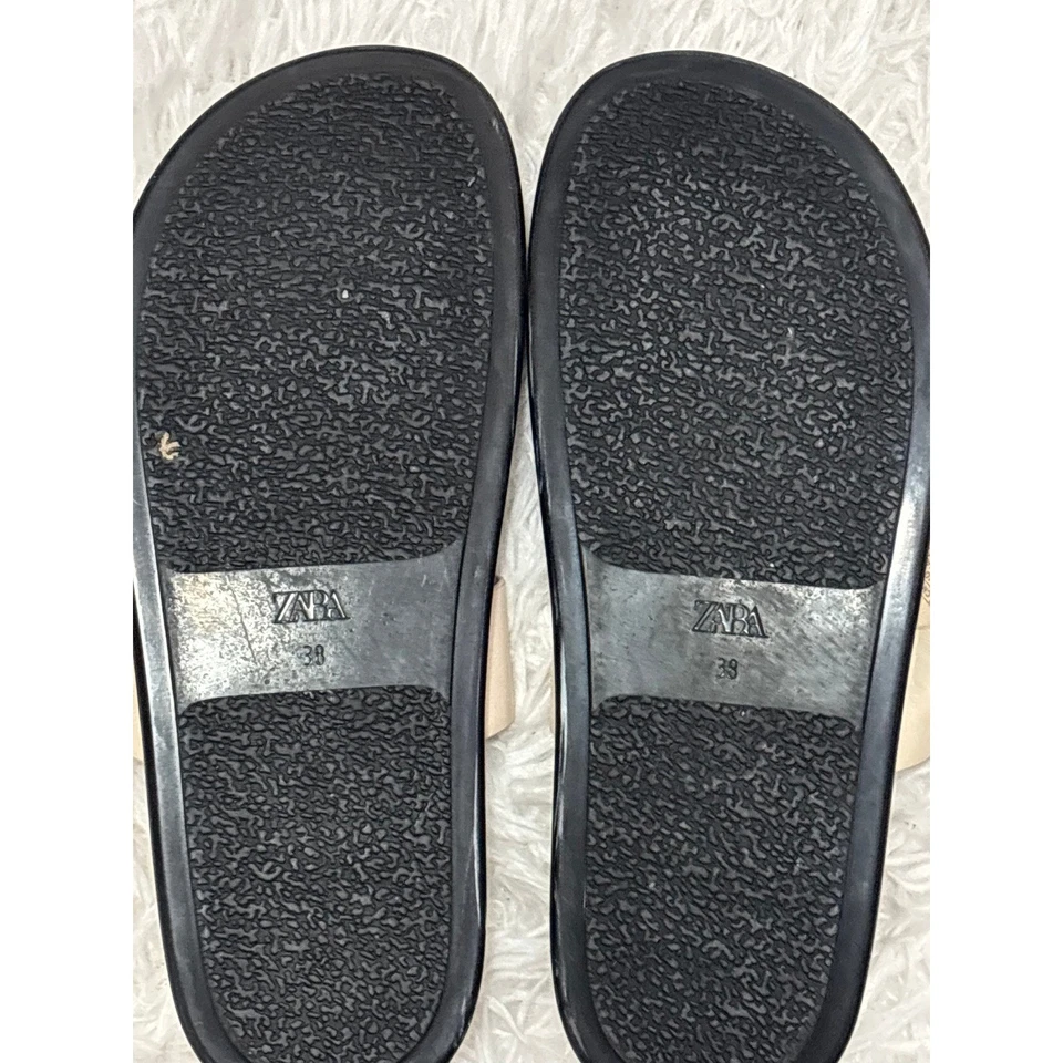 ZARA Women's Beige Buckle Slide Buckle Comfort Sandals Size 38 Minimalist - Image 3 of 3