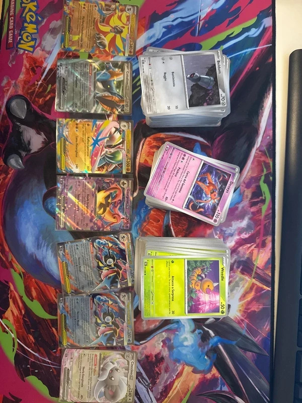 Pokémon Caos Nascente Lotto 450+ Carte Italiane Near Mint TCG