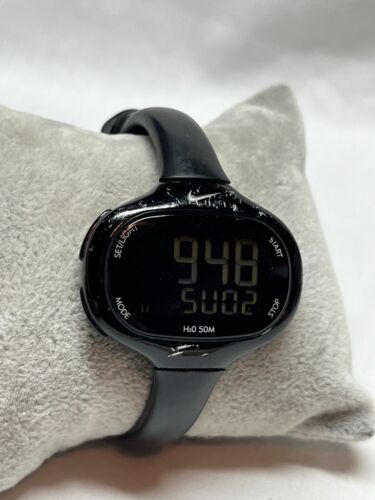 NIKE H2O 50M 6D2 D527285 Black Tone Sport Digital Watch New Battery - Picture 1 of 18