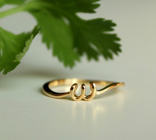 14 Karat massiv Gold Anfangsring 2 Unterkoffer Alphabet Gold Buchstabe Ring Geburtstagsband