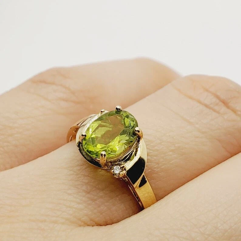 1.15 Ct Peridot & Lab Grown CVD Diamond Ring Prong 10K Solid Yellow Gold - Image 4 of 4