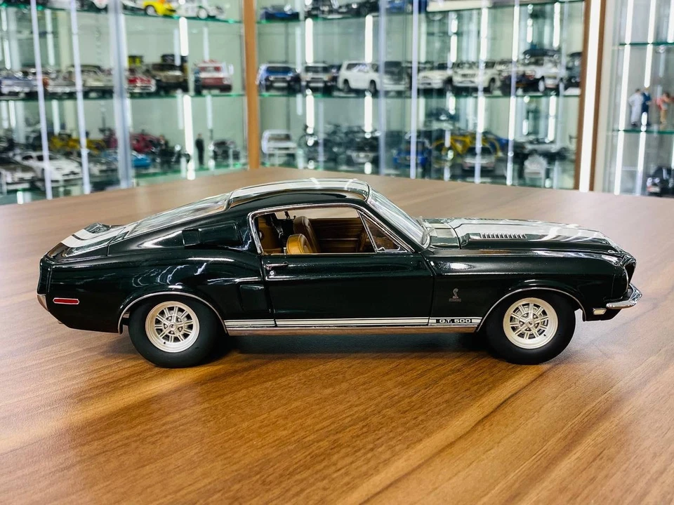 ExactDetail Replicars Shelby GT500 Super Fast Fastback Dark Green [1/18 Diecast] - Image 3 of 4