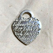Ciondolo Tiffany & Co. argento 925 note logo cuore tag largo 2 cm