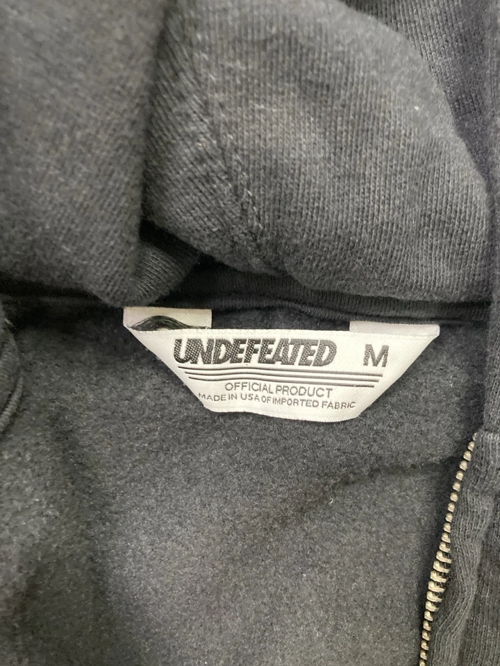 Undefeated UNDFTD Logo Full Zip Hoodie Men Medium Black - Image 4 of 4