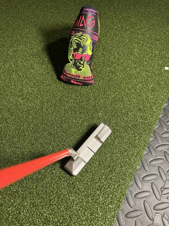 💀SWAG GOLF ⛳️ Demasiado guapo 33,75” Putter diestro con eje GPS KBS Tour + cubierta para la cabeza Foto 2 de 4