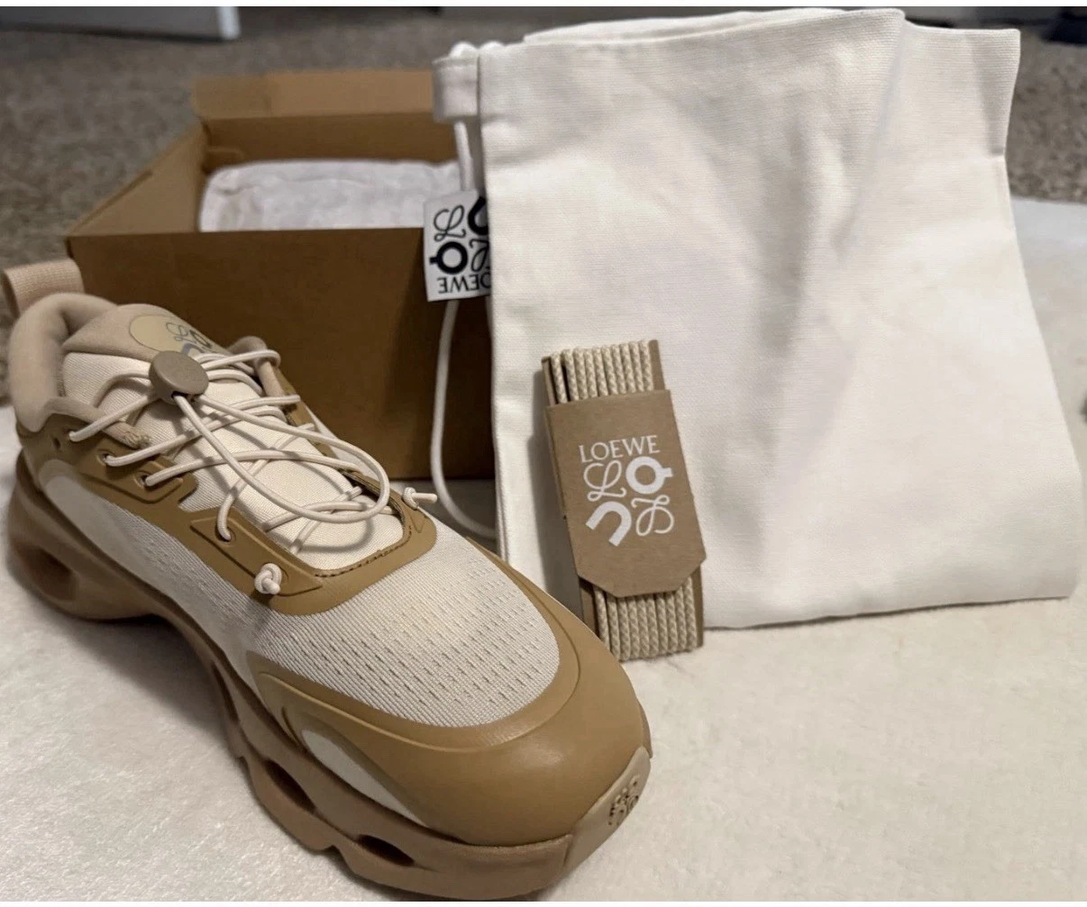 Loewe — Loewe x On Cloudsolo Dark Sand Cream Sneakers Size 7 Men’s White Tan NEW w/ Bag