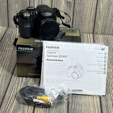 Fujifilm FinePix S2950 Digital Bridge Camera Black 14MP 18x Zoom Travel Retro