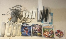 Nintendo Wii Bundle! 4 Games With 2 Controllers And Nunchucks