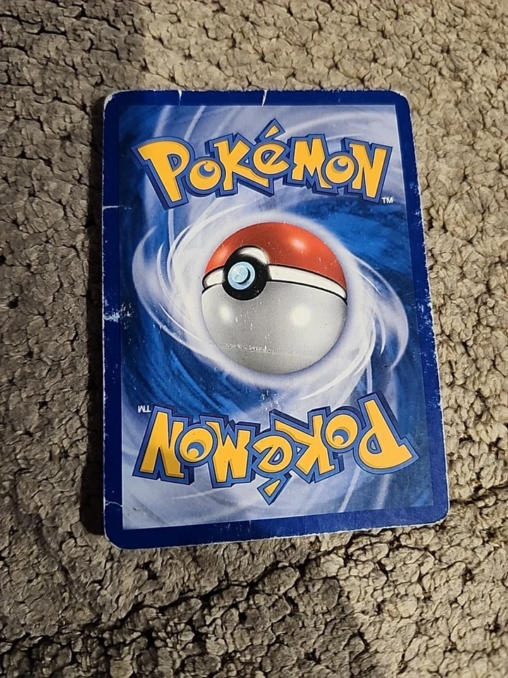 Pokemon Giratina 4/146 Legends Awakened Holo HP - Image 2 of 3