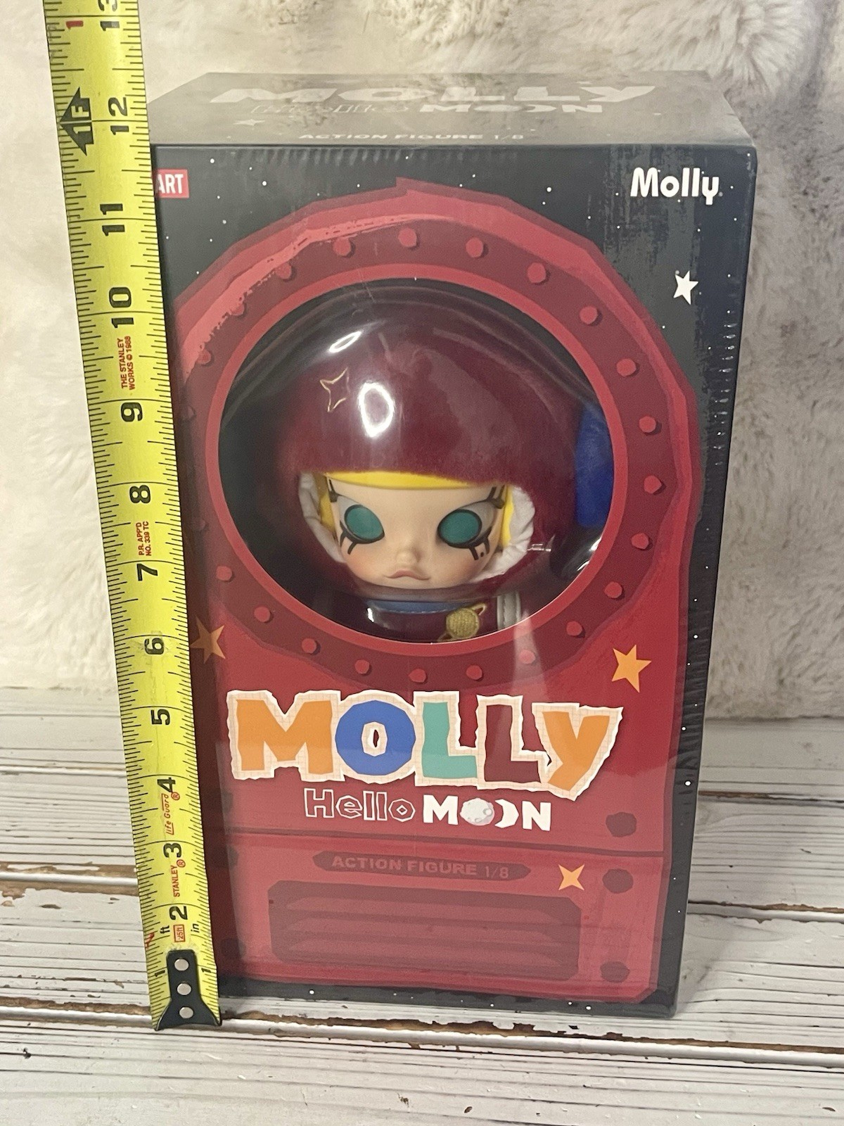 FAST SHIP AUTHENTIC Pop Mart MOLLY Hello Moon 1/8 Action Figure