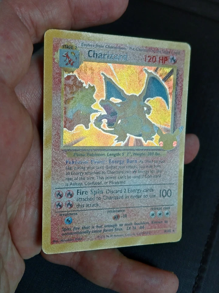 Charizard Celebrations Classic 4/102 Holo Base Set Pokemon Card 2021 NM - Image 3 of 4