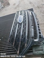 Chromeblk Grille Note Oem 20-24 Ford Explorer