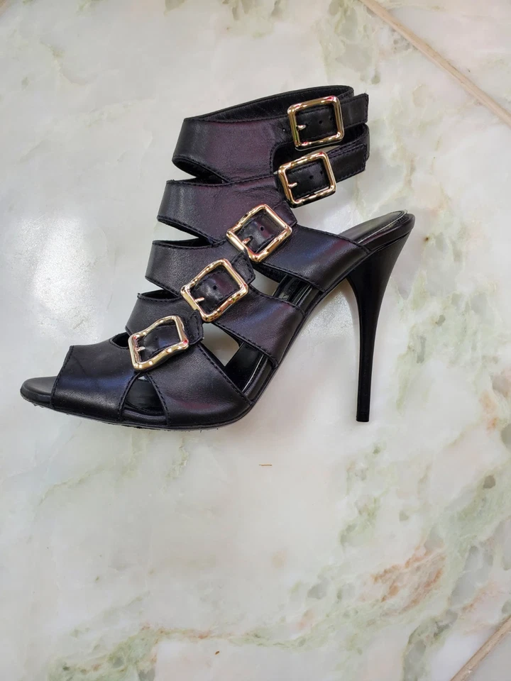 SANDALIAS BALMAIN NEGRAS TACÓN ALTO CON PUNTERA ABIERTA Y HEBILLAS 36.5 (6.5) Foto 4 de 4