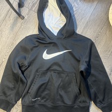 Nike Therma Fit hoodie Sweatshirt Boys Size SMALL black