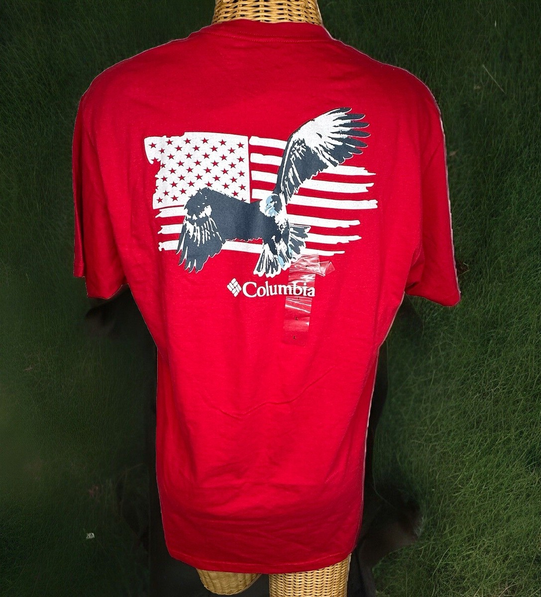 Columbia Men's S/S Back Graphic T-Shirt, Red With Flag