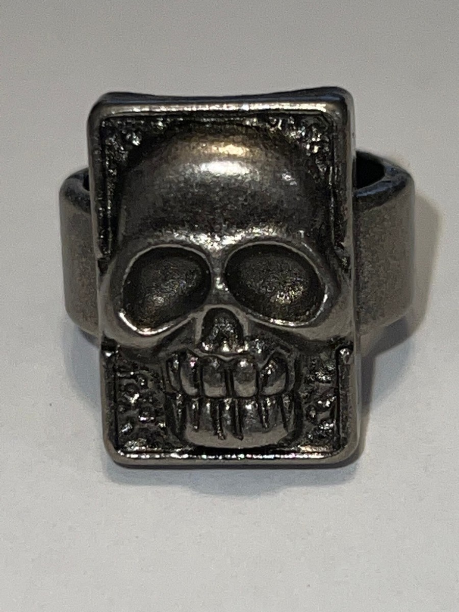 21号 GHOST NARROW PHANTOM RING スタンリーゲス The Ghost Who Walks Phantom Skull Ring, 1996 Movie + A Free Card
