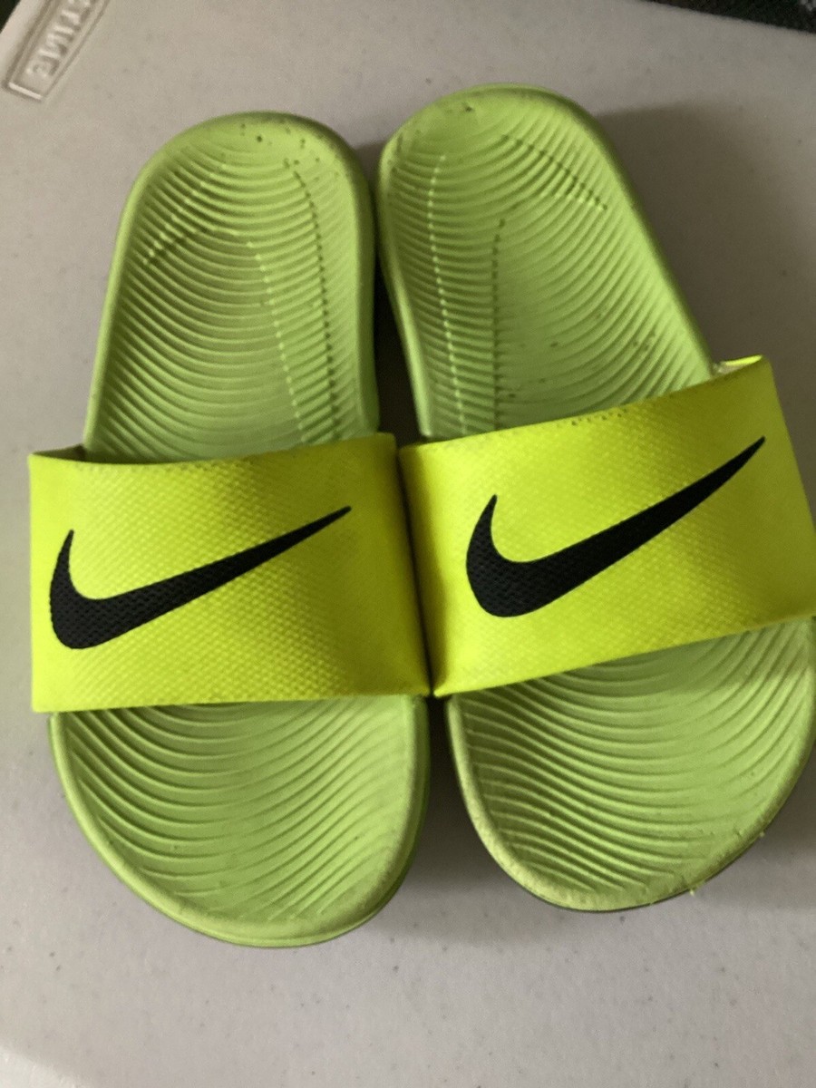 Nike Footwear Neon Nike Slides Nike Benassi Solarsoft Slide 705474