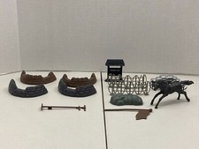 Lot of 13 - Vintage Plastic Army Men Accessories  Playsets - 2" Horse