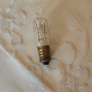 Lampe E14 7W 17mmØ 53mm 230-240V AEG 112552001/3 für Trockner