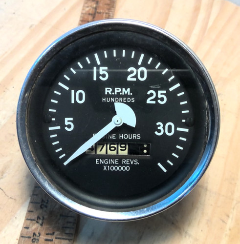 Vintage 3500 RPM Tachometer and Engine Hour Counter 551MXU9 356091C1