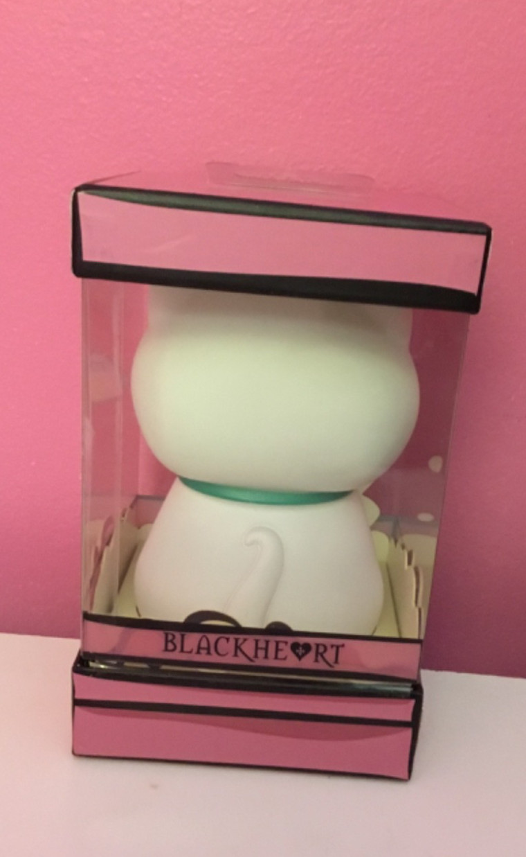 NEW Hot Topic BLACKHEART BEAUTY HTF CAT NEKO FRAGRANCE 3.4 FL.OZ. RARE
