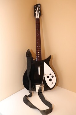 Rock Band Rickenbacker PSGTS5 Guitar Controller Playstation untested w/ Strap
