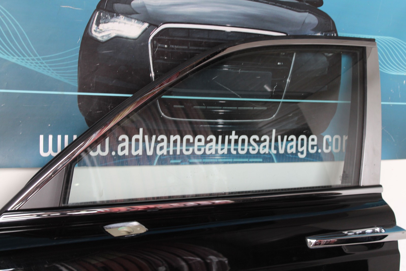 14 ROLLS ROYCE Front Door Left