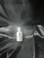 Clinique Repairwear Laser Focus Smooths Resto...