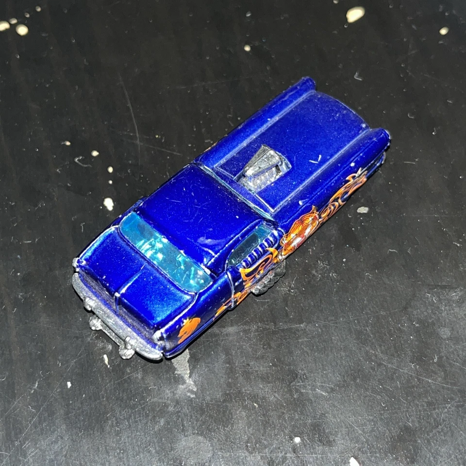 Used Hotwheels Model Car Nash Metropolitan Collectors #6 - Image 2 of 4