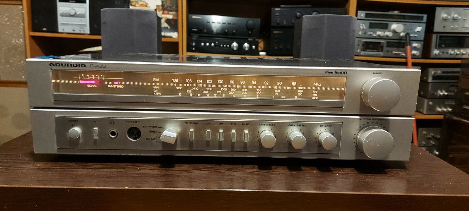 sintoamplificatore Grundig R 400