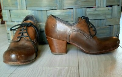 Women's shoes MOMA Italy, brown, vintage, leather, laces, medium heel