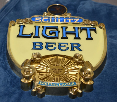 Schlitz Light Beer on Tap Special Lager 21'' x 17'' Plastic Sign 1976