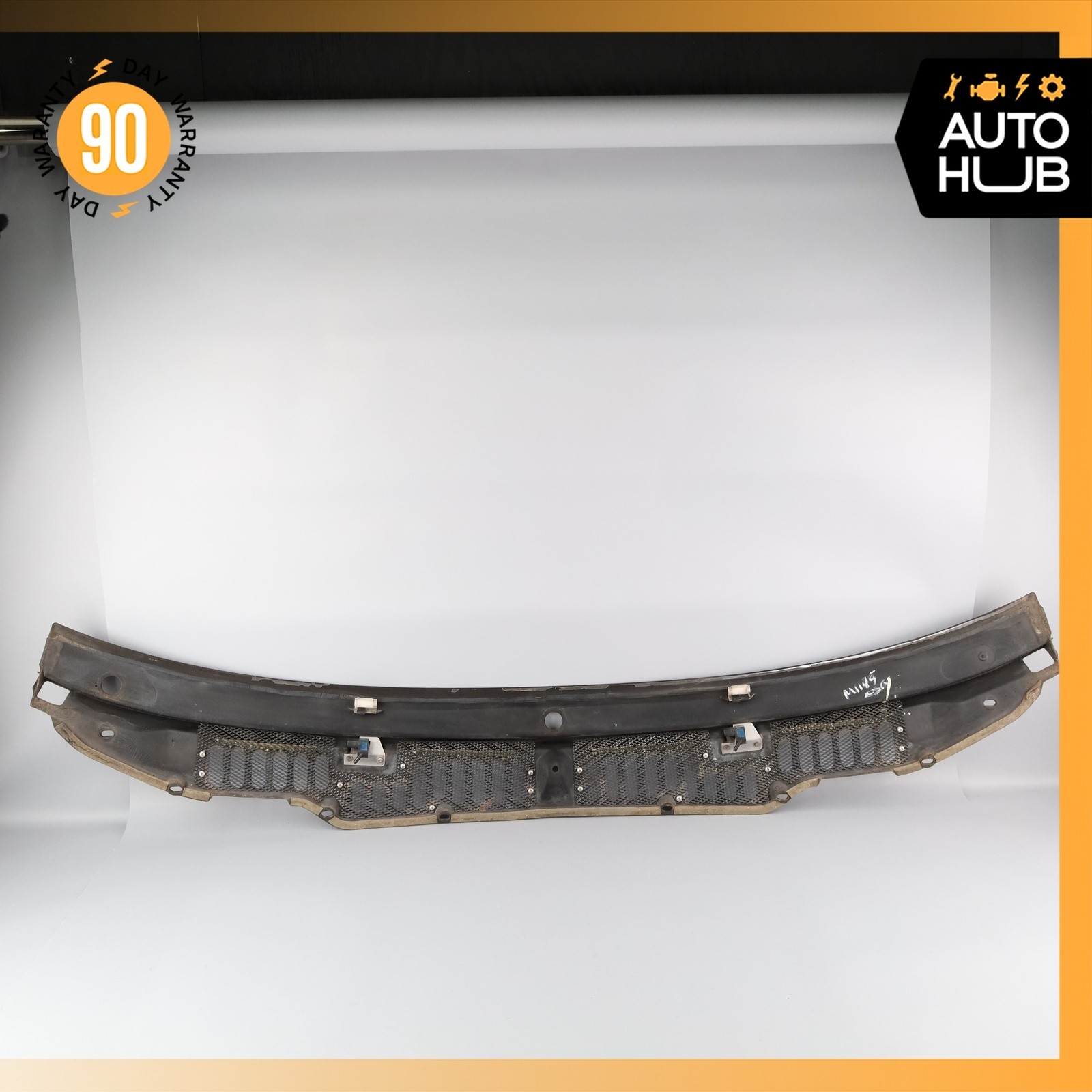 99-04 Bentley Arnage / RR Seraph Front Windshield Cowl Panel Trim Cover OEM 42k