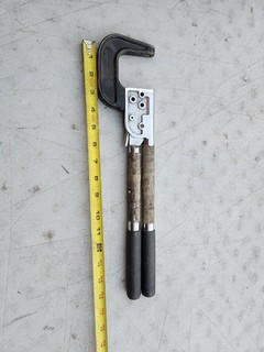HANSON RIVET HS 22e 2" x 2"