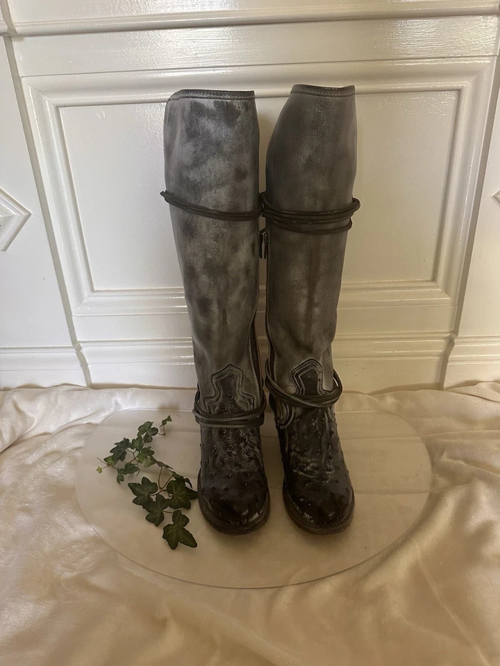 Botas altas de carbón Freebird ICE AVESTRUZ. Cordones traseros con cremallera lateral... NUEVO talla 7 Foto 2 de 4