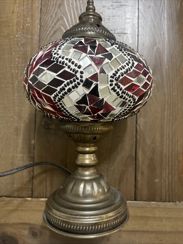 Vintage Turkish Mosaic Table Lamp Stained Glass Red White Brass Base - Image 3 of 4