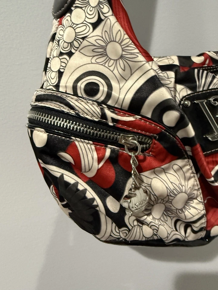 Bolso de Mano Kathy Van Zeeland Hobo Rojo Blanco Negro Acentos de Cuero Abstracto Y2K P Foto 3 de 4