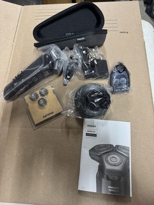 Philips Norelco Shaver 9600 Series 9000 Electric Razor S9507 - New Open Box