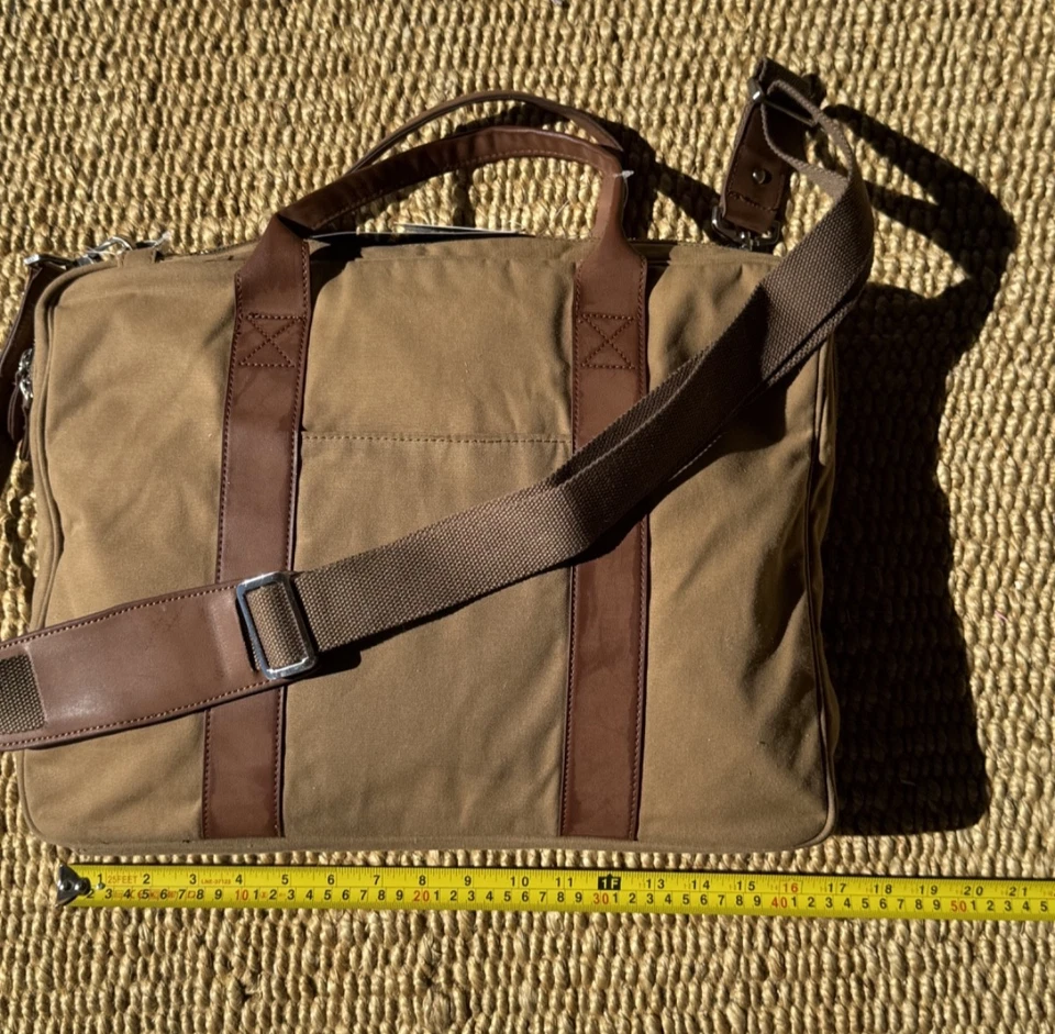 Dopp, Nuevo con etiqueta Maletín de Lona y Cuero Envejecido, Bolso para Computadora Tostado $65 Foto 3 de 4