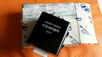 HYUNDAI H-1 MINI BUS KEY LOCK CONTROL LOCK ECU MODULE BRAND NEW 9585022000 