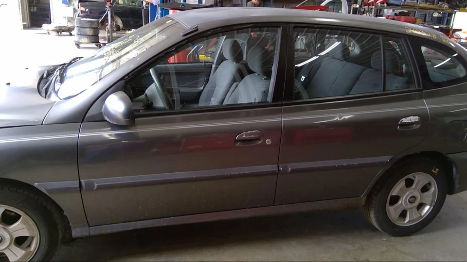 Used Rear Seat Belt Rear fits: 2003 Kia Rio Rear Grade A - Image 4 of 4