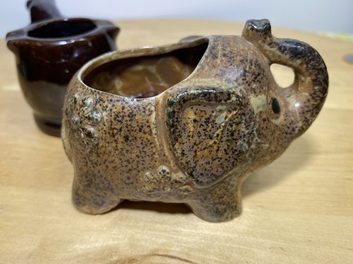 2 Vintage ELEPHANT BROWN LUSTER PIPE ASHTRAY POTTERY STONE PLANTER - Picture 5 of 10