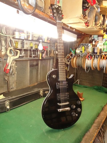 Hondo II HLP-2BS LP Custom Style Guitar 1970s Black w' white stripe