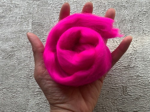 Heidifeathers® Merino Wool Tops / Roving - 'Plush Pinks' - Felting Wool - Picture 4 of 13
