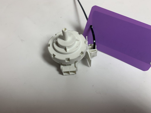 Hisense WFPV9014EM Waschmaschine Wasserdrucksensor Schalter