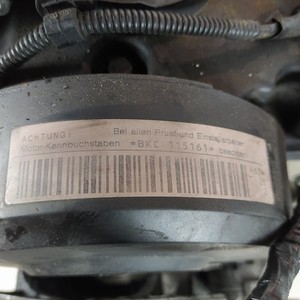 039103373R ZYLINDERKOPF DES MOTORS / BKC / 4044042 FÜR VOLKSWAGEN TOURAN 1T1 A
